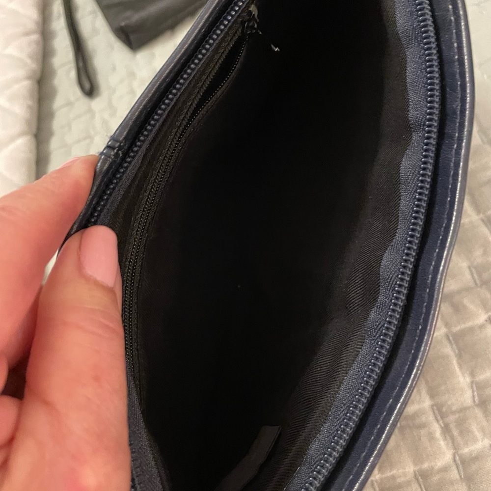 Black Vintage Genuine leather clutch bag. - Picture 3 of 6